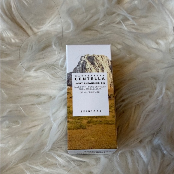 Other - SKIN1004 Madagascar Centella Light Cleansing Oil 30 ml